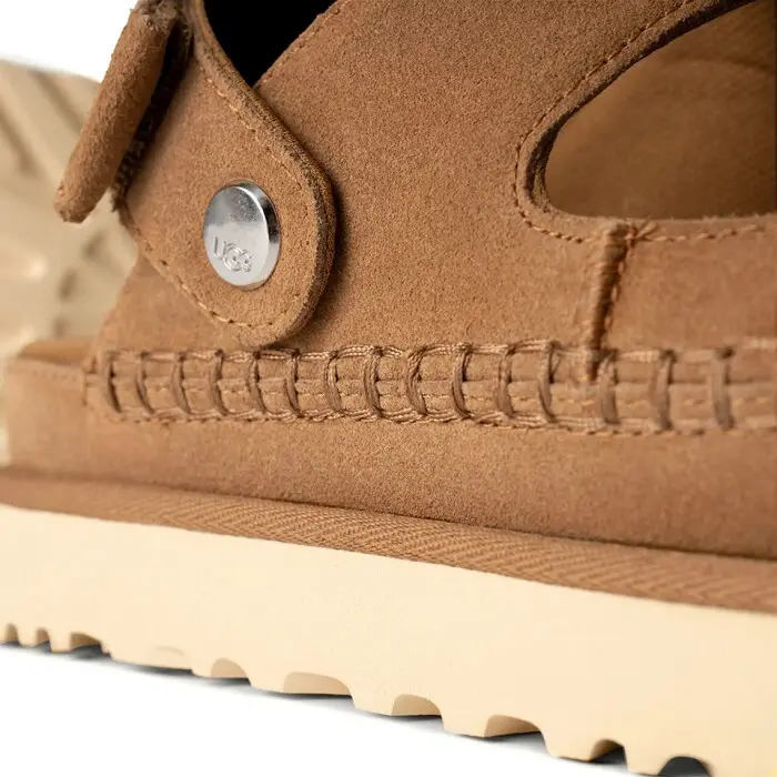UGG Goldenstar Glide — Chestnut