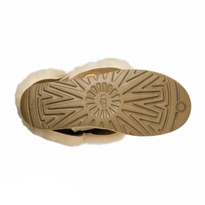 Classic Short II Bailey Button — Sand